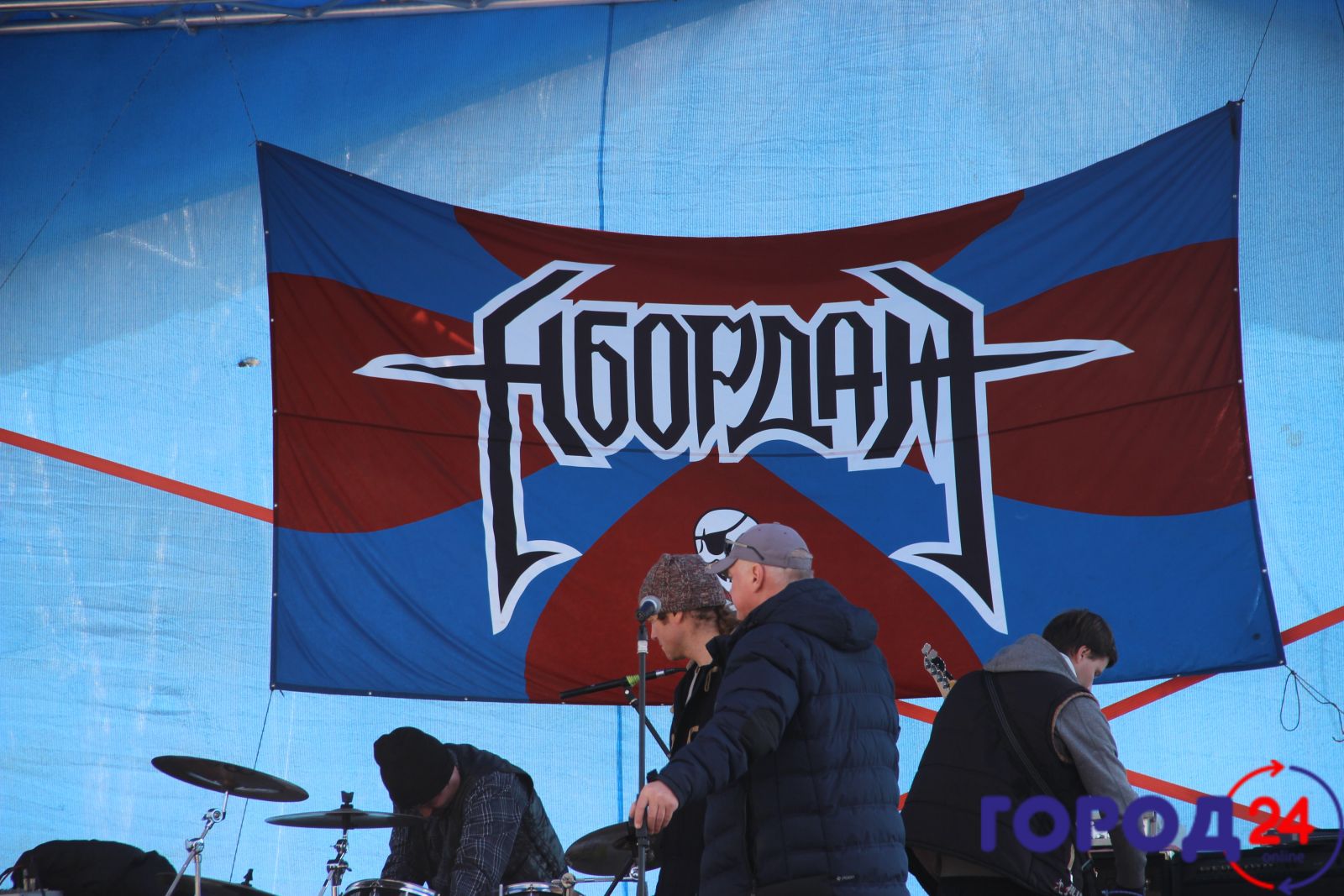Нажмите чтобы увеличить Фото - На привокзальной площади проходят соревнования