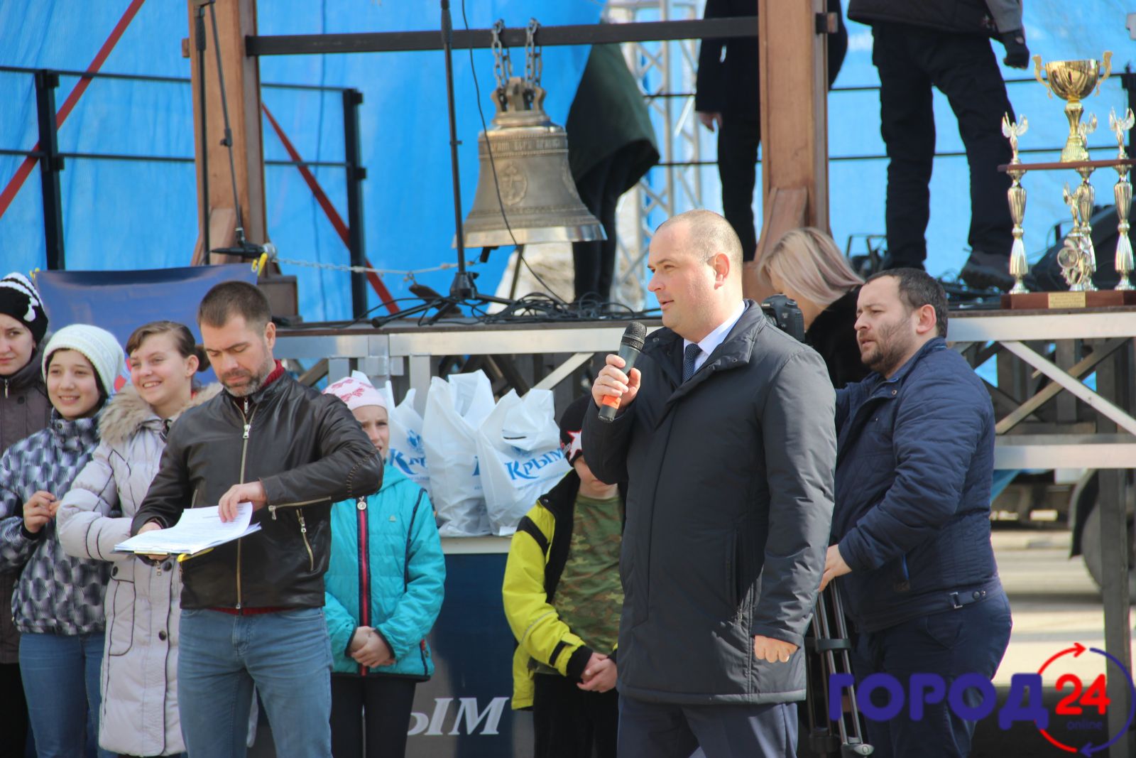 Нажмите чтобы увеличить Фото - На привокзальной площади проходят соревнования