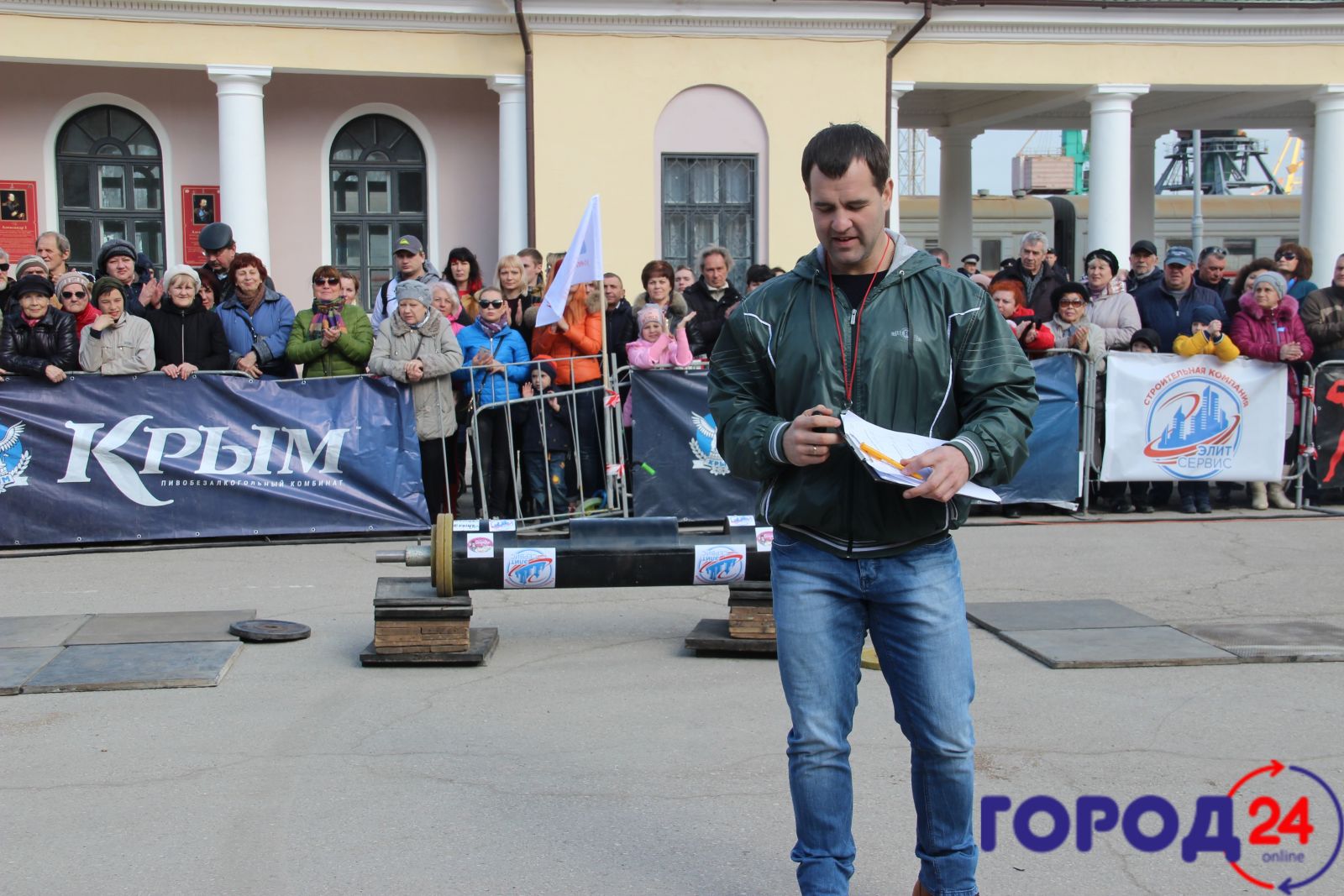 Нажмите чтобы увеличить Фото - На привокзальной площади проходят соревнования